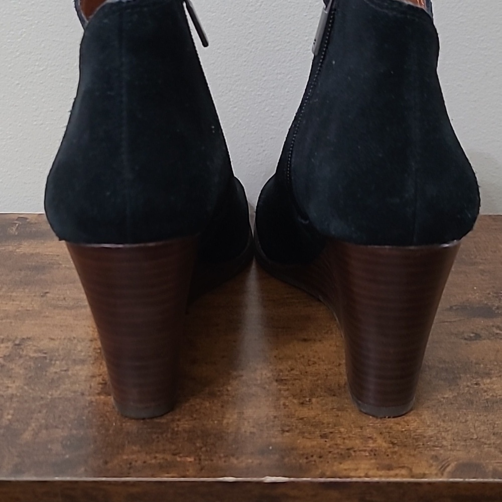 Lucky Brand YAKEENA Black Leather Suede Ankle Boots size 8.5 - Picture 4 of 10